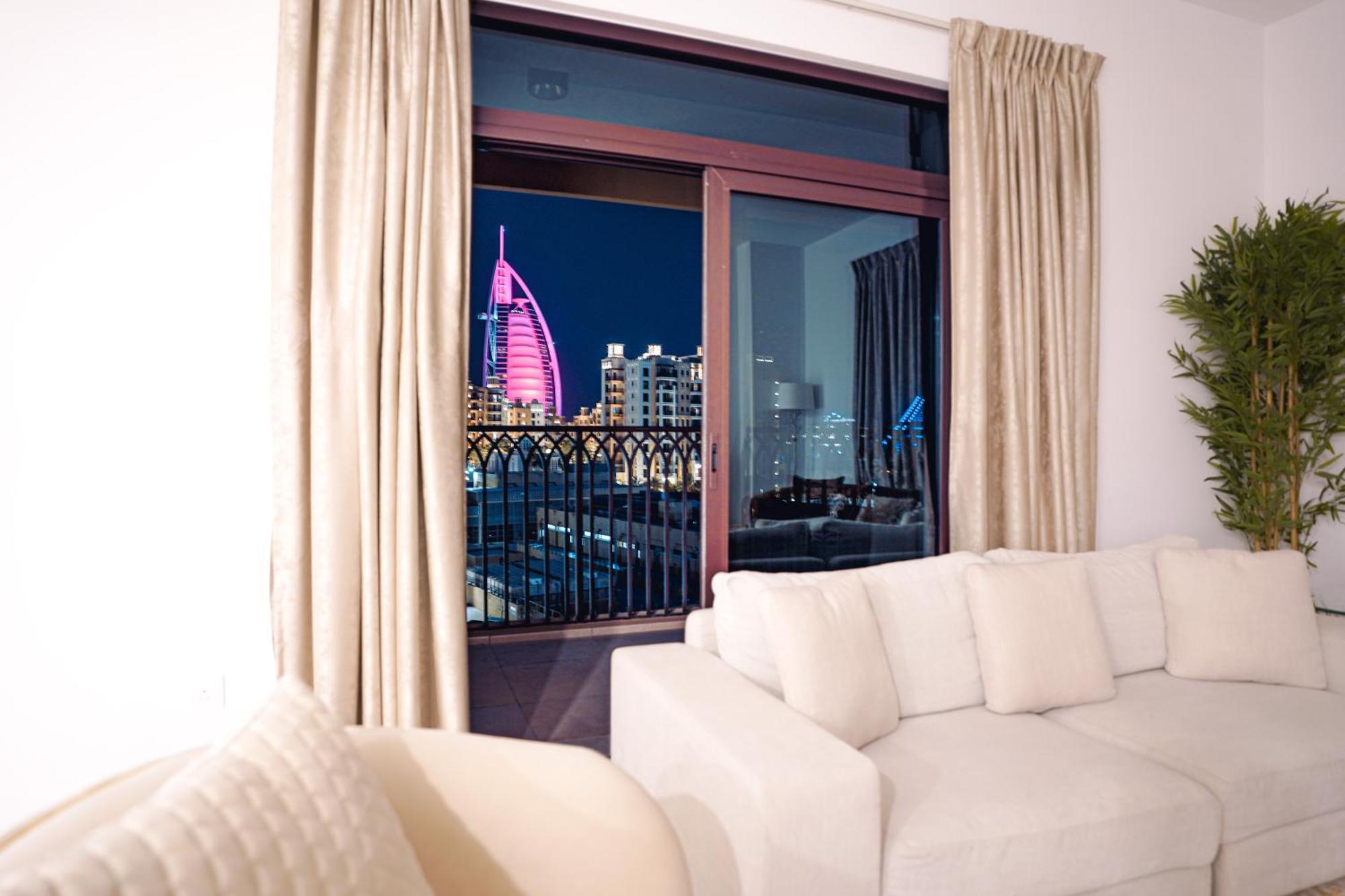 Spectacular 2br Full Burjalarab View Apartment Dubai